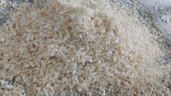 Bedding Material Wood Shavings Mill / Sawdust Widely Used For Animals