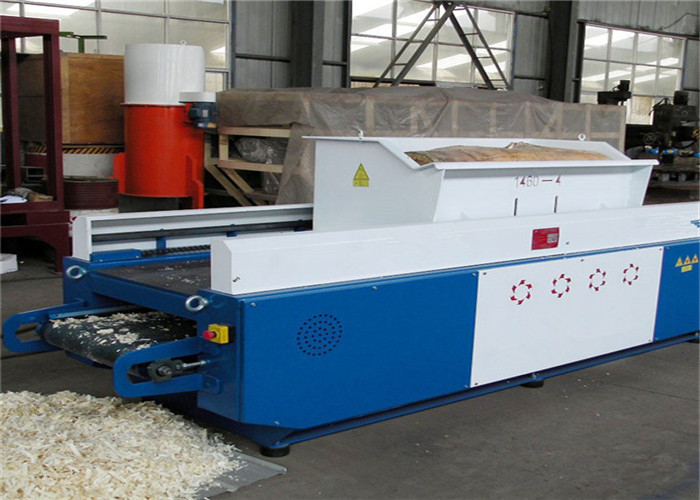 Capacity 1200-1500 Kg/H Wood Shaving Mill For Chicken Farm